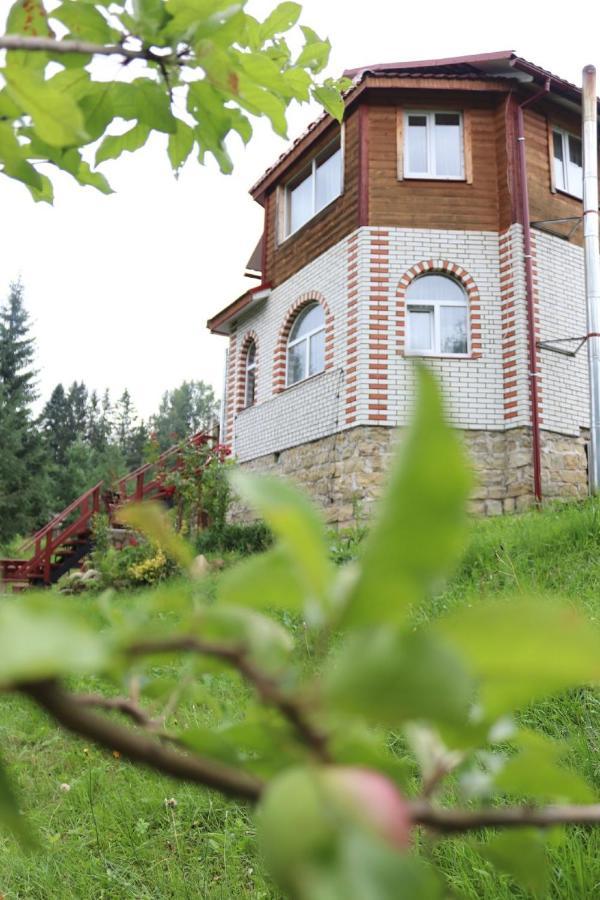 Садыба Полыцька Villa Guta Eksteriør billede